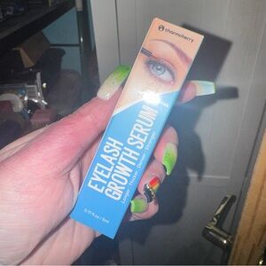Eyelash growth serum